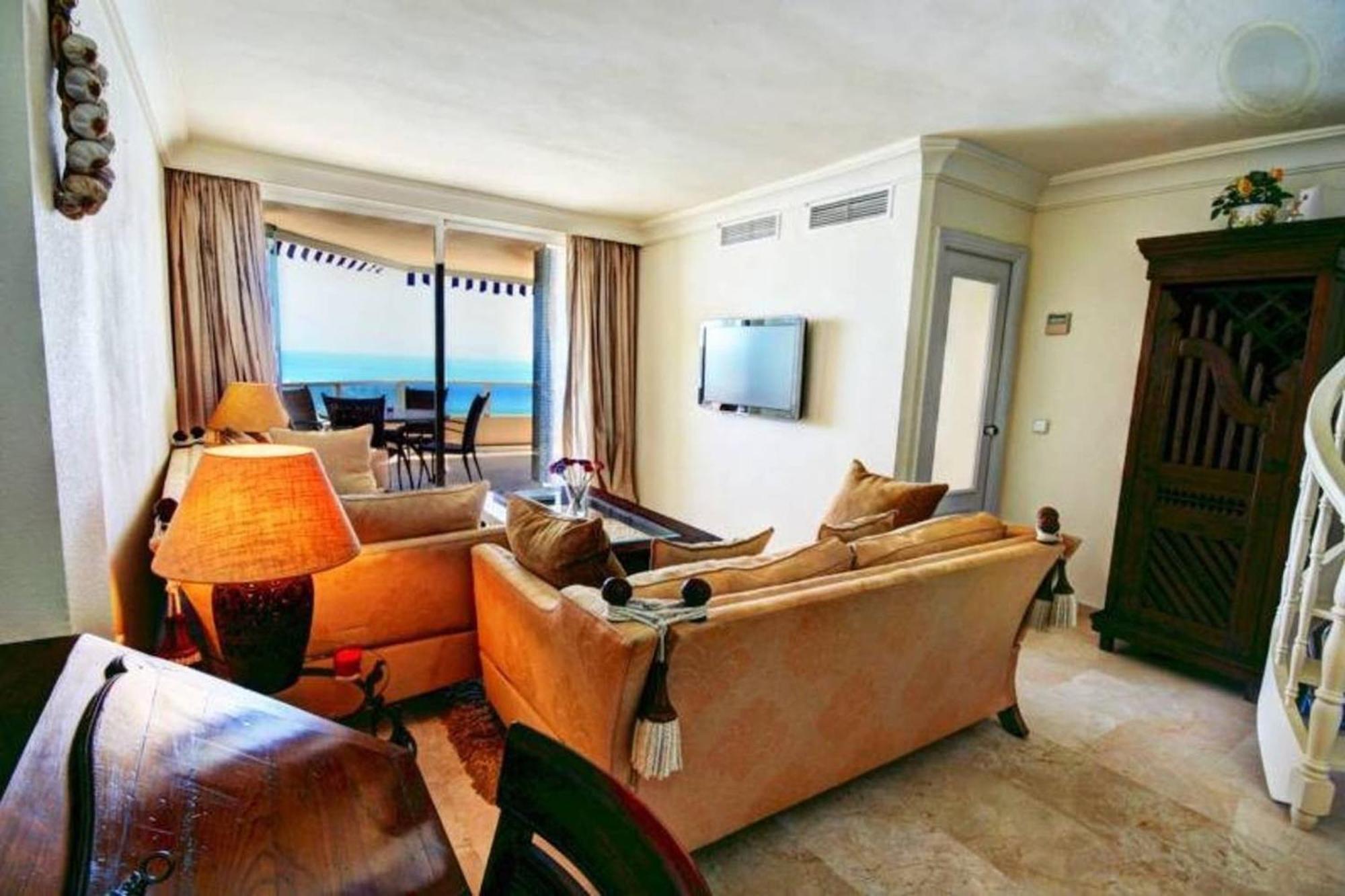 Luxury Penthouse 4 Bedrooms Facing The Sea * Torremolinos