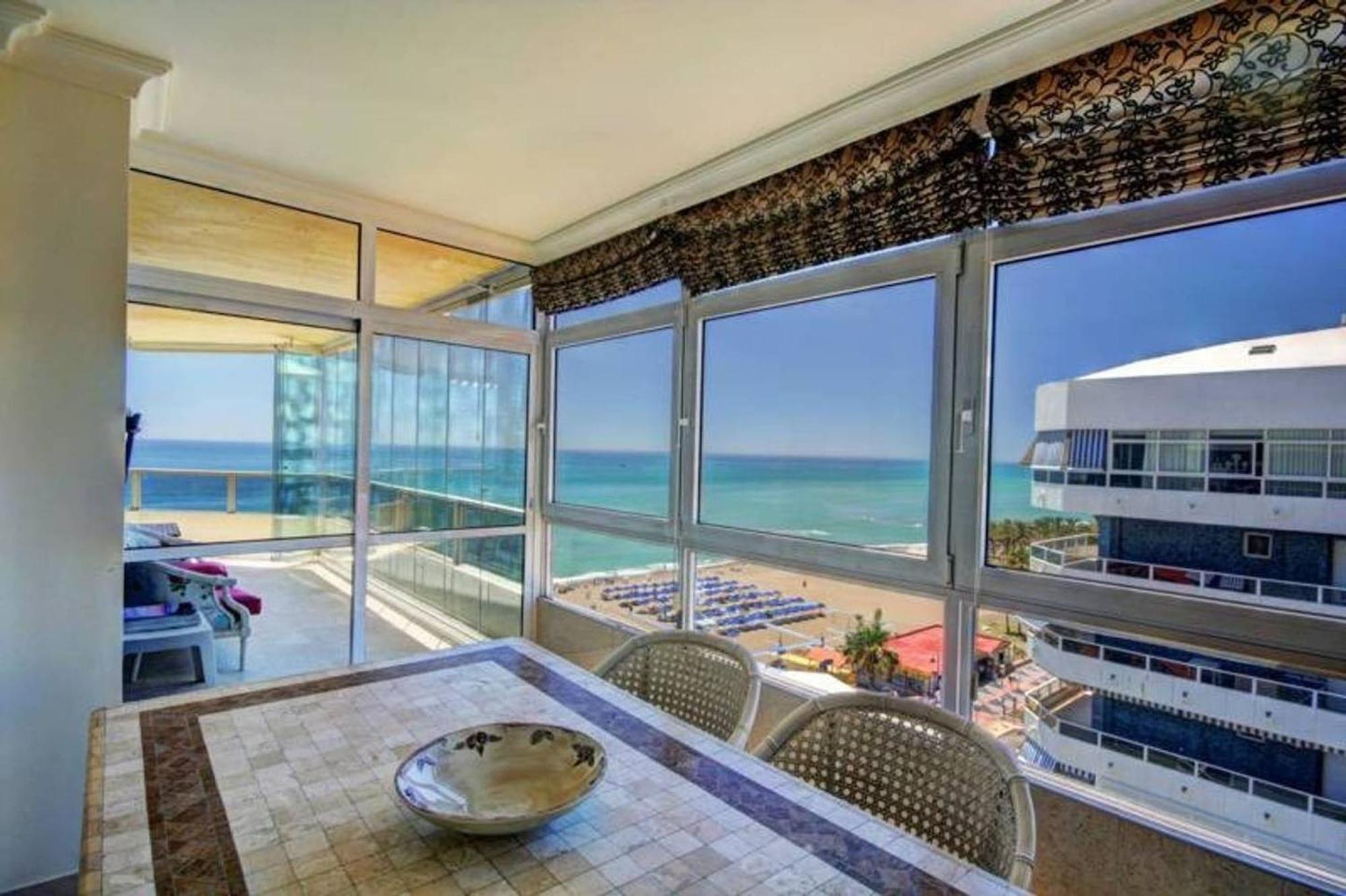 Luxury Penthouse 4 Bedrooms Facing The Sea Apartamento Torremolinos
