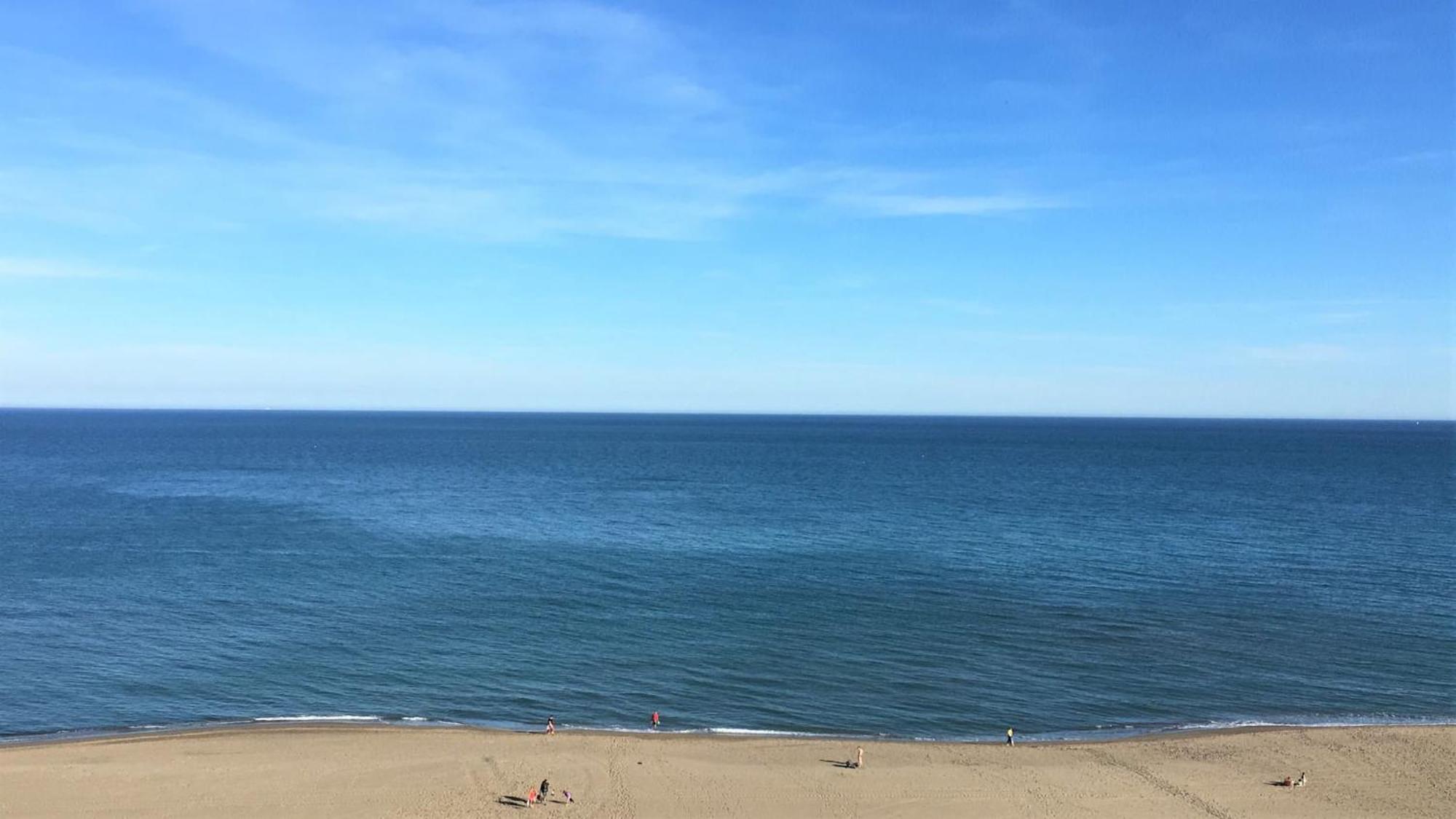 Luxury Penthouse 4 Bedrooms Facing The Sea Appartement *